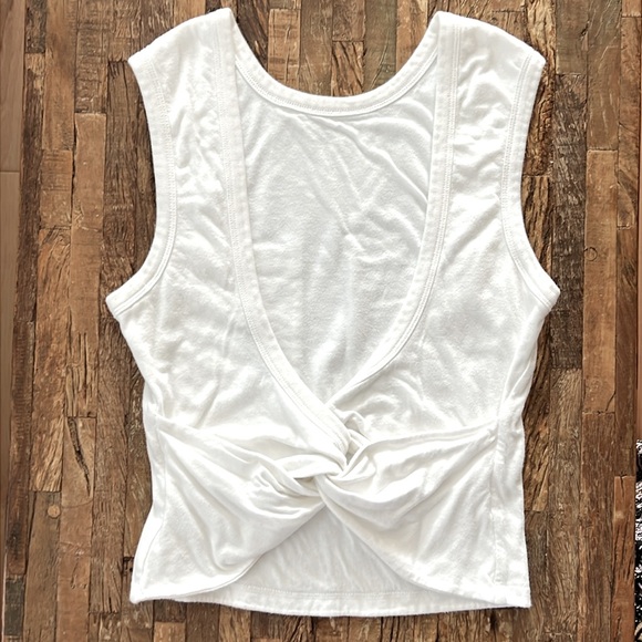 Crossback Tee - Picture 4 of 6